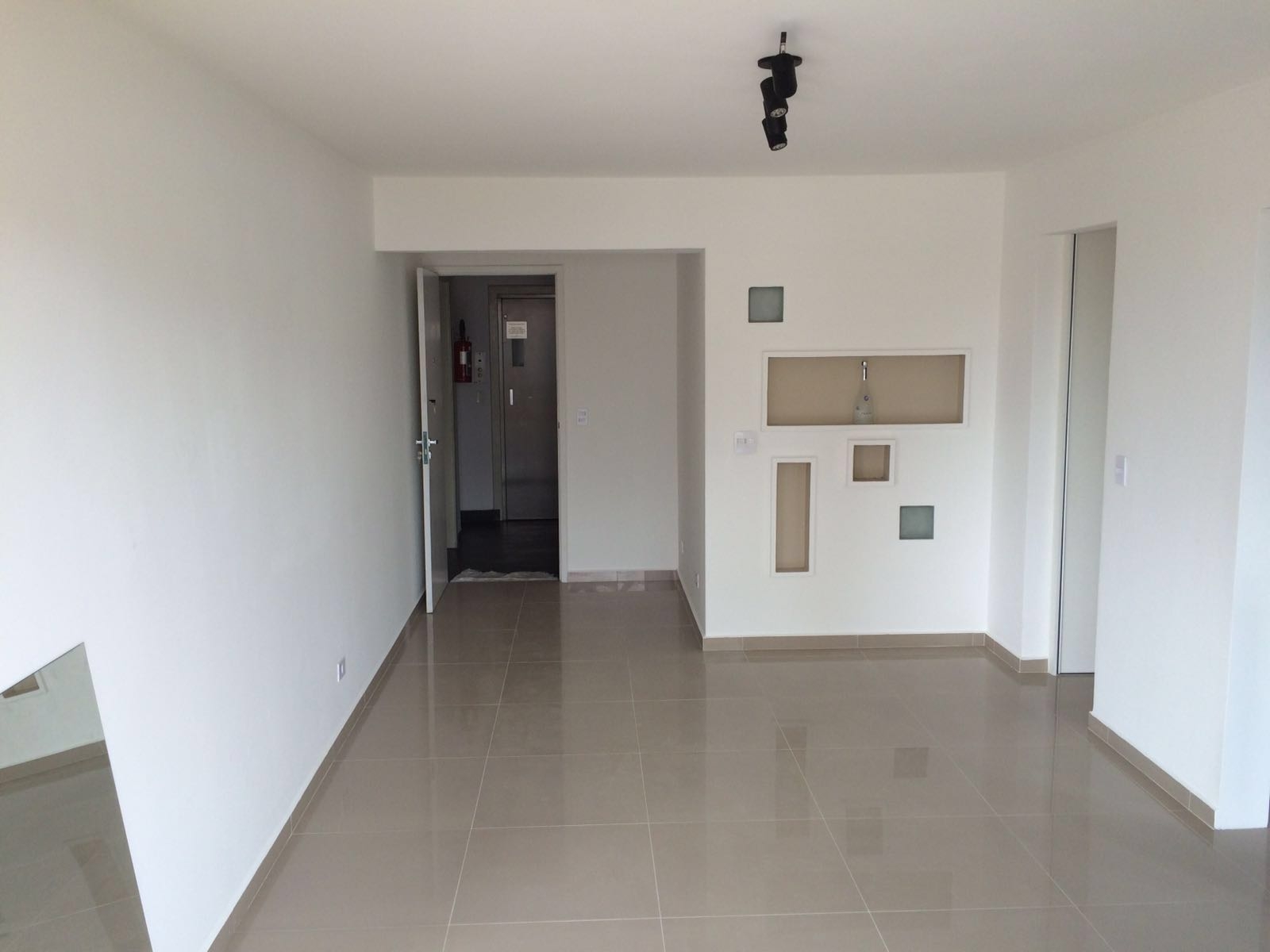  Clique aqui para ver as fotos do Apartamento na Alto da Lapa de 1 Dorm. e 1 vaga  | AP-30
