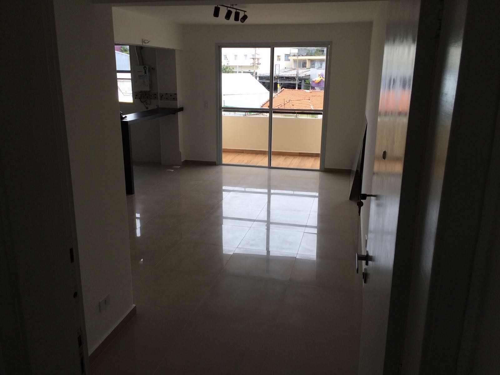  Clique aqui para ver as fotos do Apartamento na Alto da Lapa de 1 Dorm. e 1 vaga  | AP-30