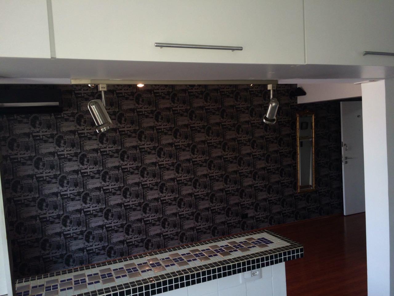  Clique aqui para ver as fotos do Apartamento na Alto da Lapa de 1 Dorm. e 1 vaga  | AP-31