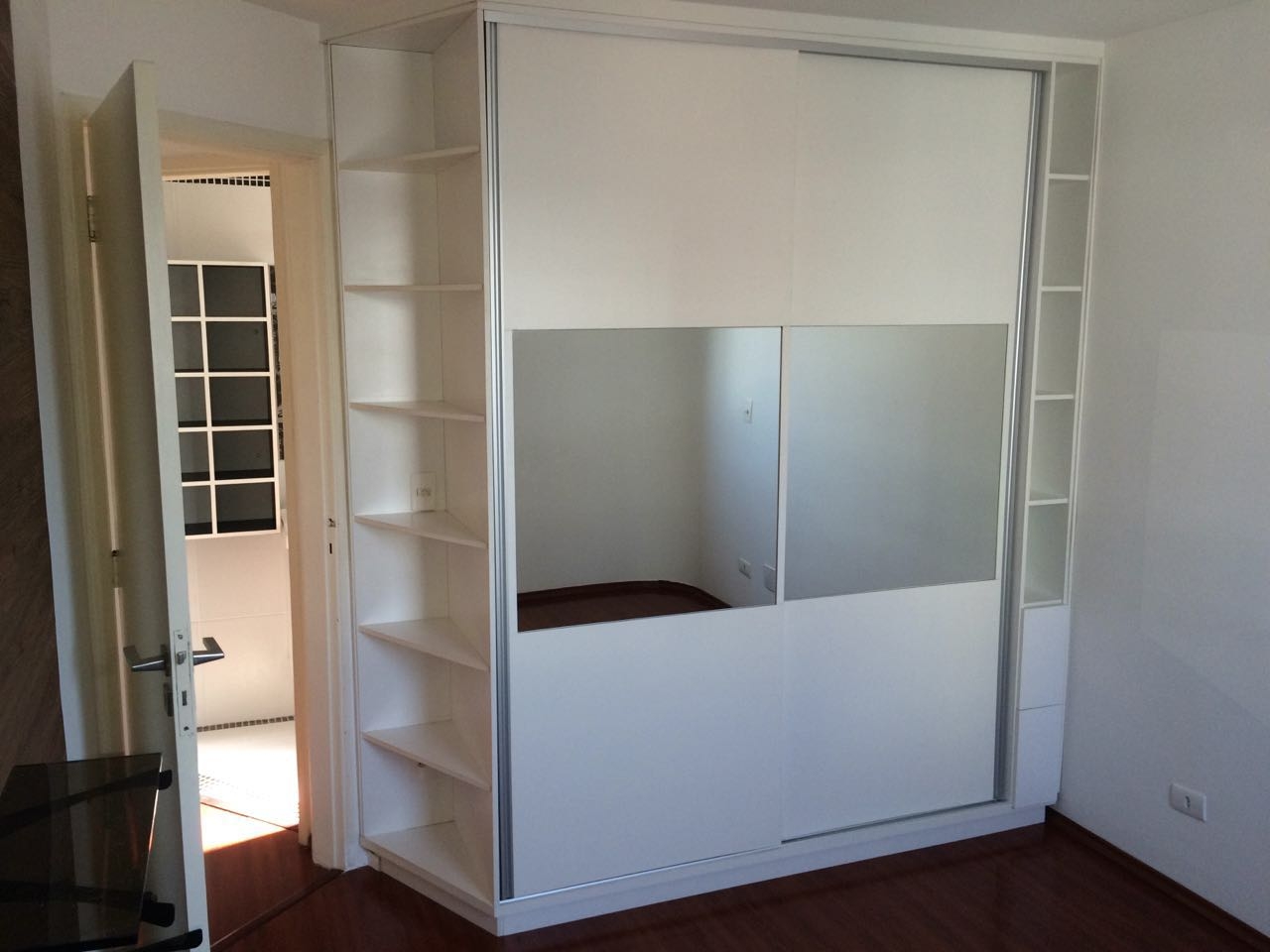  Clique aqui para ver as fotos do Apartamento na Alto da Lapa de 1 Dorm. e 1 vaga  | AP-31