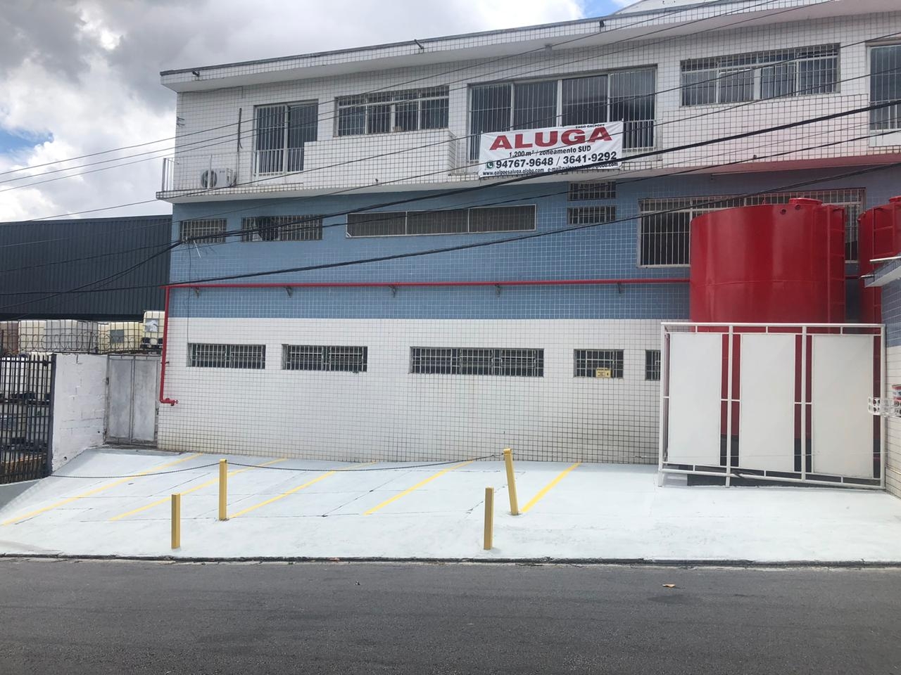  Clique aqui para ver as fotos do Galpão de 1.200m² de área construída em 1.000m² de terreno em Barueri | GALP-02