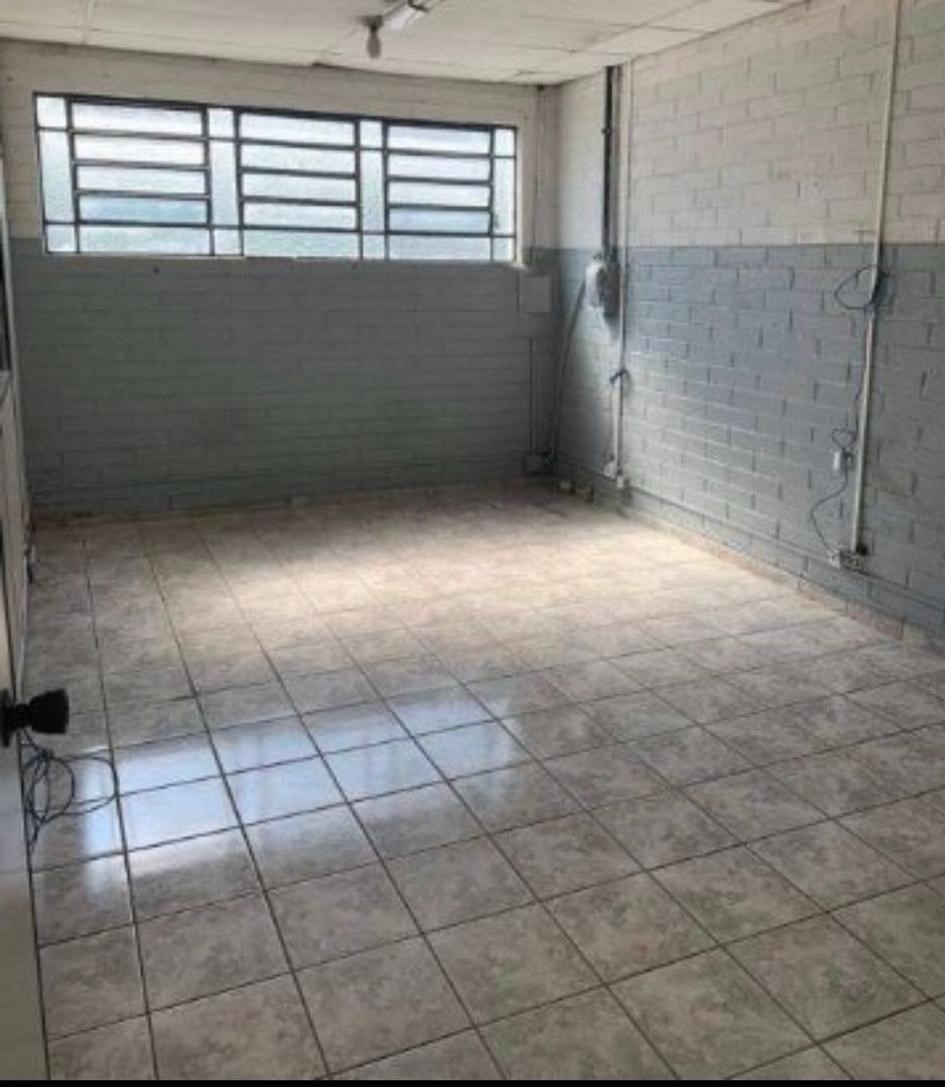  Clique aqui para ver as fotos do Galpão de 750m² de área construída em 1.000m² de terreno em Barueri | GALP-05