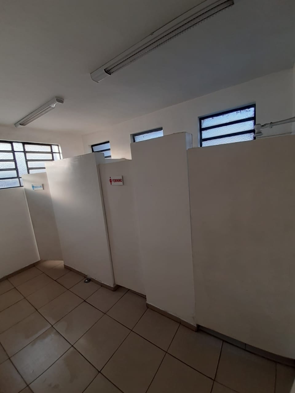  Clique aqui para ver as fotos do Galpão de 750m² de área construída em 1.000m² de terreno em Barueri | GALP-05
