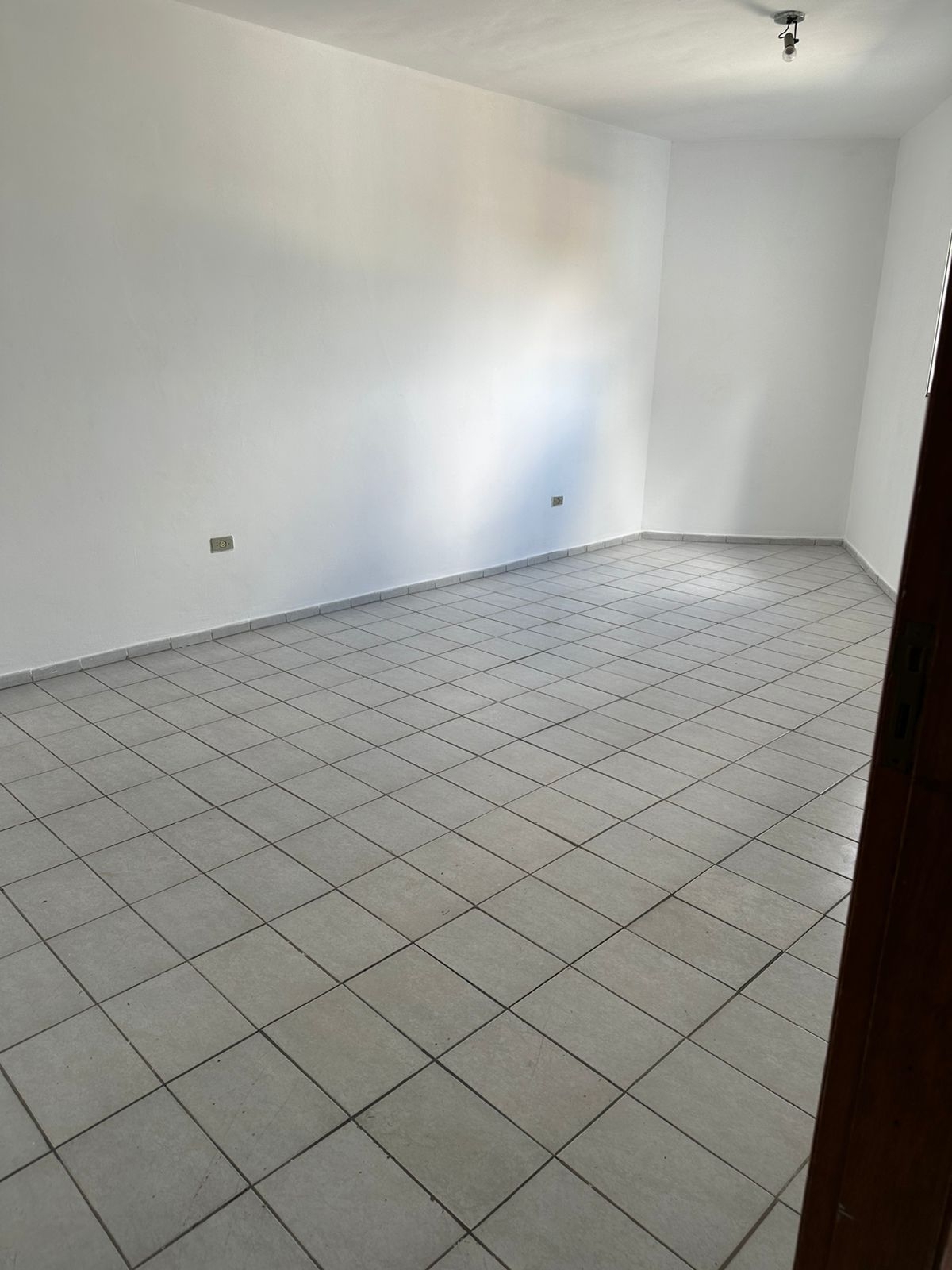  Clique aqui para ver as fotos da Sala comercial de 80m² em Barueri | SLC-08